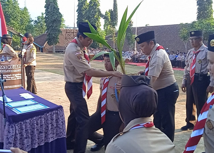 Estafet Tunas Kelapa Kendal Tiba di Batang, Wabup Suyono Beri Pesan ke Generasi Muda