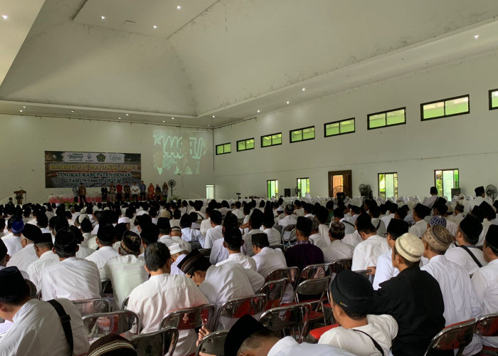 Jamaah Haji Kloter 1 Demak Ikuti Bimbingan Manasik 