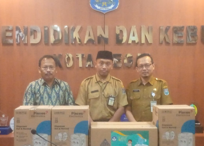 SD Negeri Pesurungan Lor 2 Kota Tegal Terima Bantuan CSR Fasilitas Air Minum Sehat