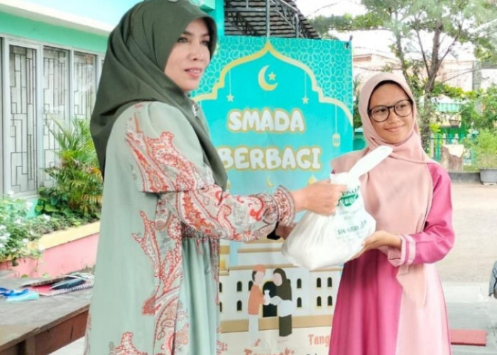 Jelang Lebaran, SMA Negeri 2 Kota Tegal Berbagi 315 Paket Sembako untuk Warga Kurang Mampu