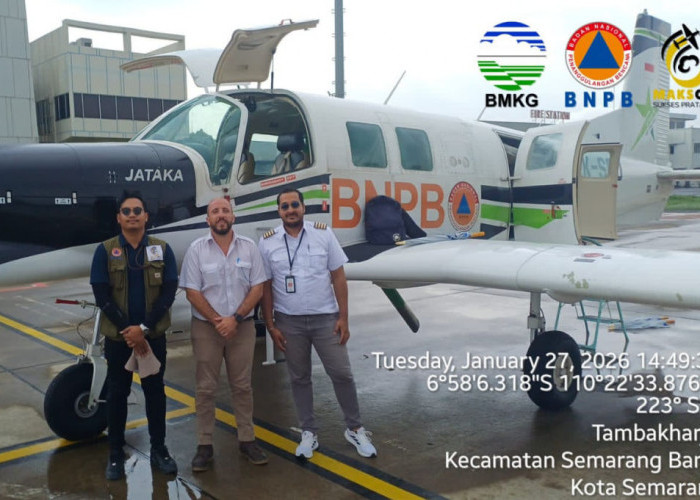 Satu Ton Garam Disemai, Operasi Modifikasi Cuaca Digelar di Perairan Utara Jateng