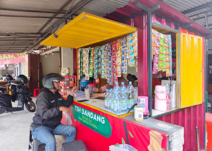 UMKM di Sragen Tercekik Gegara Harga Plastik 