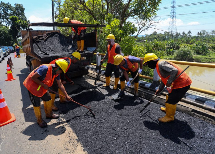 Jateng Prioritaskan Inpres Jalan Daerah di Jalur Wisata dan Sentra Ekonomi Baru