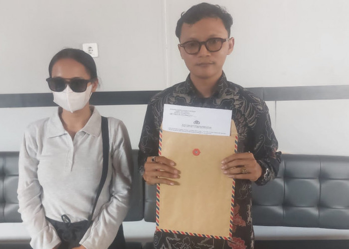 Diduga Rekam Bawah Rok SPG, Seorang Pria Dilaporkan ke Polisi