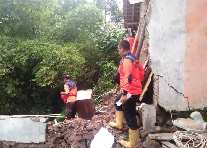 Cuaca Ekstrem Picu Serangkaian Bencana Alam di Brebes Selatan 