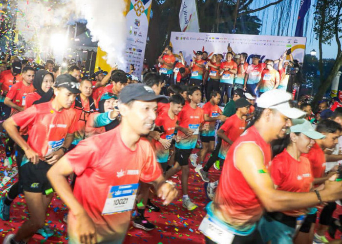 Tidar Borobudur 10K Meriah, Ribuan Pelari Padati Kota Magelang
