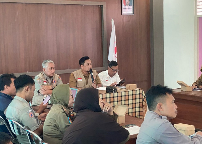 BPBD Batang Salurkan Bantuan Rp191 Juta untuk 64 Rumah Rusak Karena Bencana