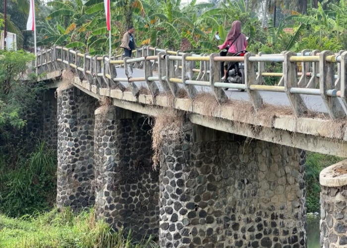 Jembatan Sirnoboyo di Kebumen Rusak, Warga Minta Segera Diperbaiki