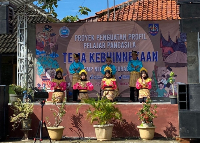 Warga SMP Negeri 2 Suradadi Kabupaten Tegal Adakan P5 Tema Kebudayaan 