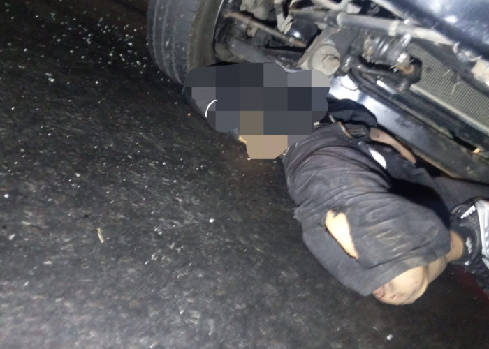 Adu Banteng Honda Beat dan L300 di Simpang Tiga Cebongan Salatiga, Pengedara Tewas Terjepit di Kolong Mobil