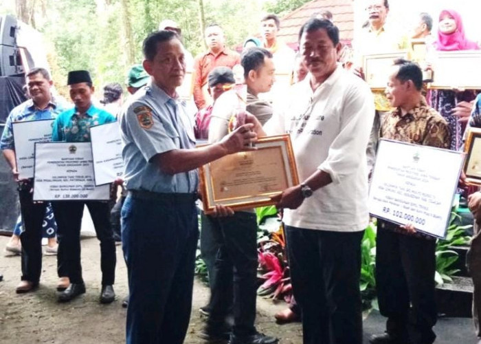 SMK Harber Tegal Raih Penghargaan Pelaksana Terbaik Sekolah Adiwiyata Tingkat Provinsi Jateng