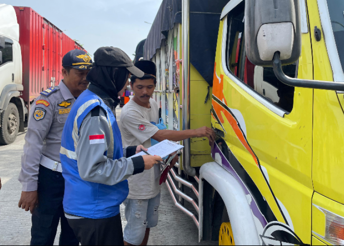 Tingkatkan Kenyamanan Pengguna Jalan Tol, PT JSN Dukung Operasi Penertiban ODOL Di Ruas Solo Ngawi