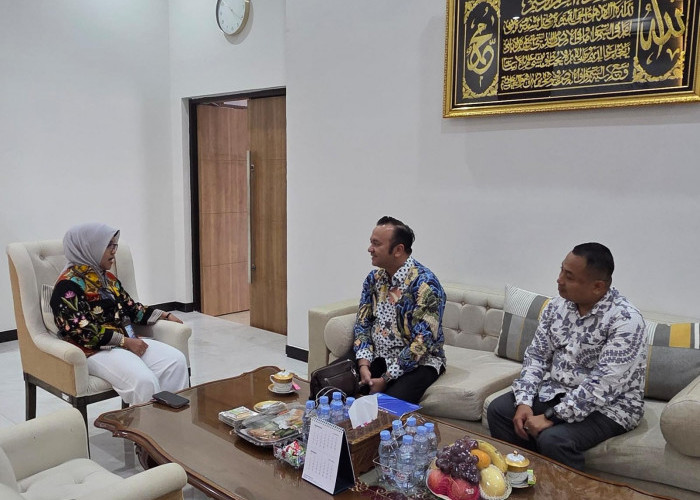 Kepala LLDIKTI VI Sambut Kunjungan Pimpinan UMUS Brebes, Siap Dukung Kemajuan PTS Daerah  