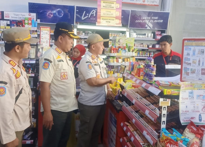 Satpol PP Batang Keliling Minimarket, Pastikan Tak Buka 24 Jam  