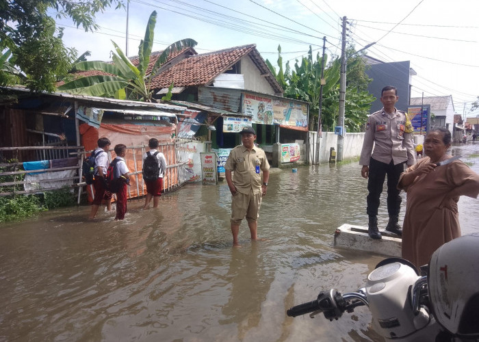 Hujan Dini Hari, Dua Kecamatan Terendam Banjir Genangan