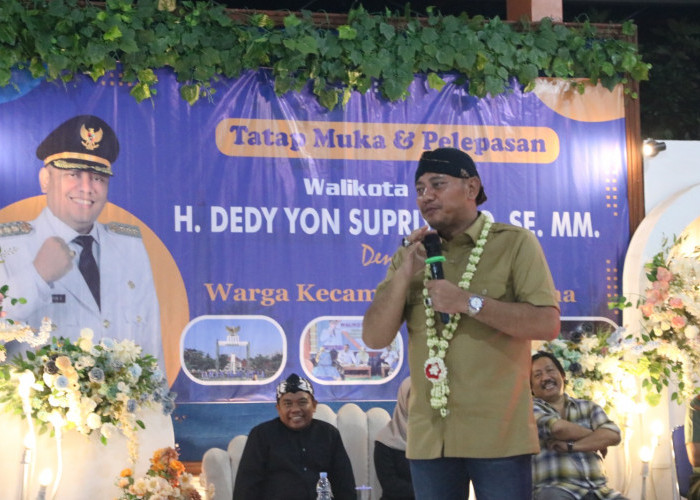 Wali Kota Tegal Dedy Yon Supriyono Pamit dengan Warga Kecamatan Margadana
