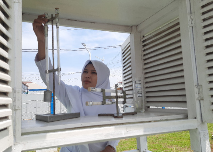 BMKG Peringatkan Gelombang hingga 2,5 Meter di Pantura Jateng, Nelayan Diminta Waspada