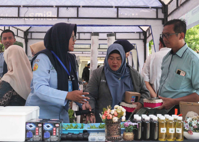 Pengunjung Job Fair Serbu Stan Projek Kreatif SMKN 1 Bulakamba