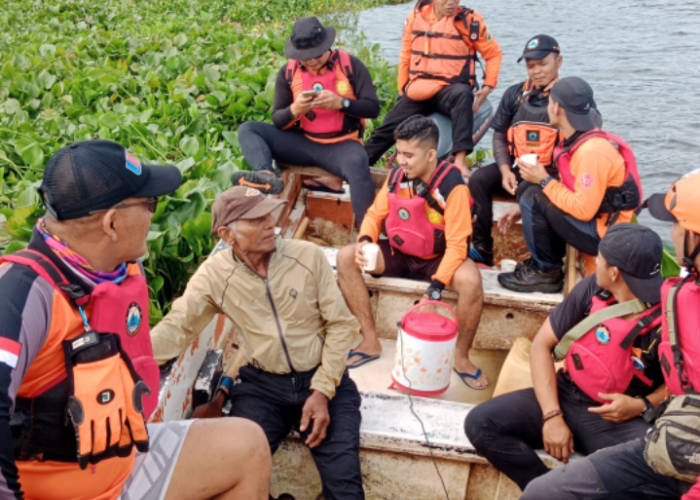 Semalaman Terjebak Di Rawa Pening, Lansia Pencari Enceng Gondok Ditemukan Selamat