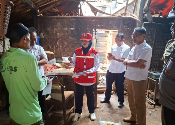 Si Jago Merah Ngamuk Hanguskan Rumah Warga Lebakwangi, PMI Tegal Langsung Gercep Salurkan Bantuan