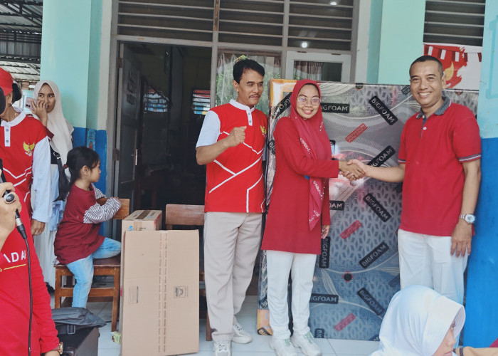 Penuh Warna dan Doorprize Melimpah, SDN Tegalsari 1 Tegal Sukses Gelar Jalan Sehat Kemerdekaan
