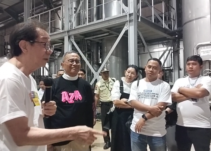 Sido Muncul, Pohon Kayu Manis dan Filsafat yang Sama Irwan Hidayat-Dalhan Iskan