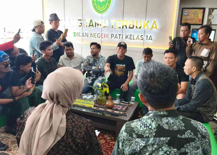 Dituduh Terima Suap Rp 1 Miliar dan Ditantang Sumpah Pocong, Jubir PN Pati Disiram Air Minum