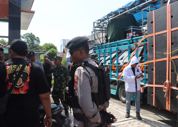 Gagal Takbiran Keliling, Dua Truk Sound Horeg Digiring ke Polres Demak