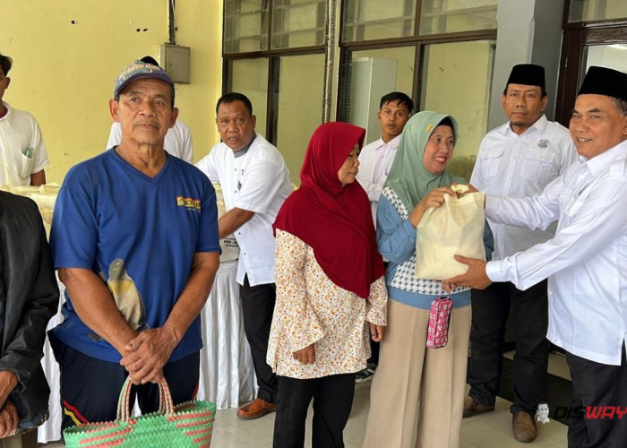 Tak Hanya Bagi Makanan Bergizi, Dapur MBG Kebumen Salurkan 3.000 Paket Sembako