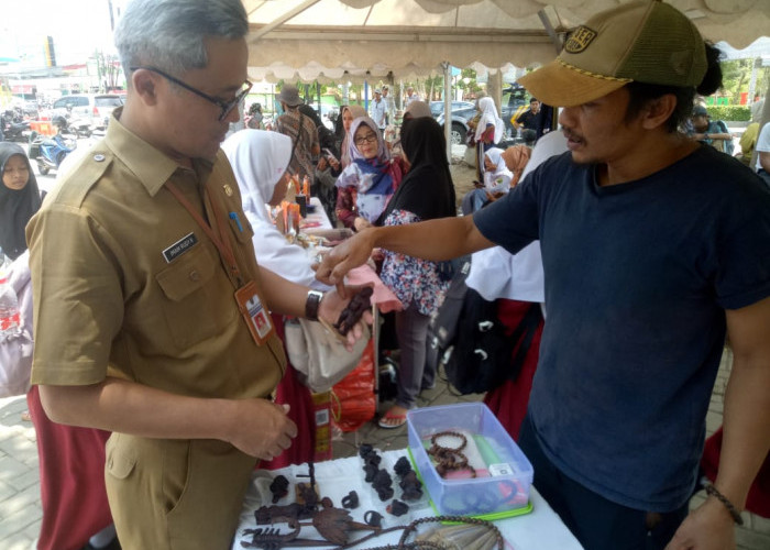 Puluhan UMKM Kabupaten Tegal Ramaikan Pembukaan  Pameran Temporer Wanara Seba