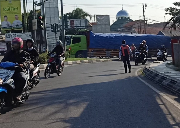 Jalan Prof. Hamka Semarang Akan Diperlebar, Portal Pembatas Truk Disiapkan di Dua Titik Rawan Kecelakaan