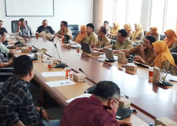 DPRD Kabupaten Pemalang Audensi Bersama Guru Honorer 