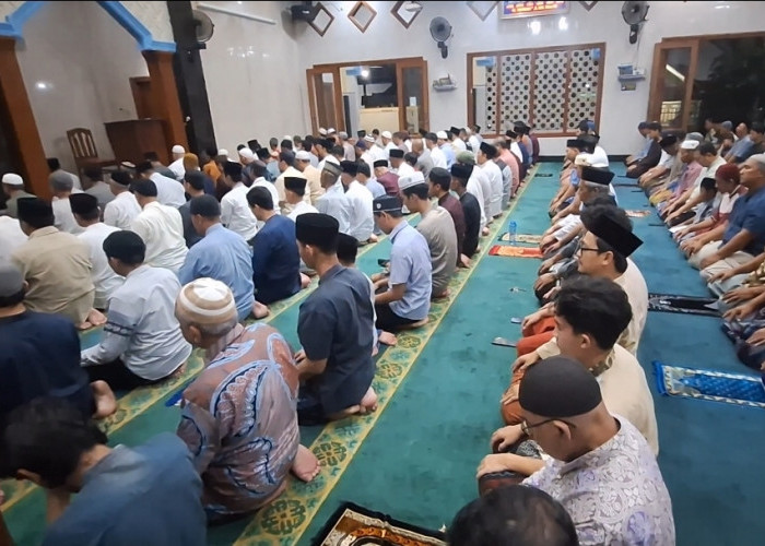 Ribuan Jemaah Muhammadiyah di Kota Pekalongan Gelar Tarawih Perdana, Awali Ramadan 1447 H