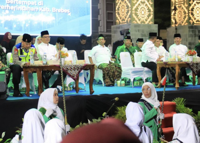 Ribuan Obor dan Semangat Hijrah Warnai Pawai Akbar Tahun Baru Islam di Brebes