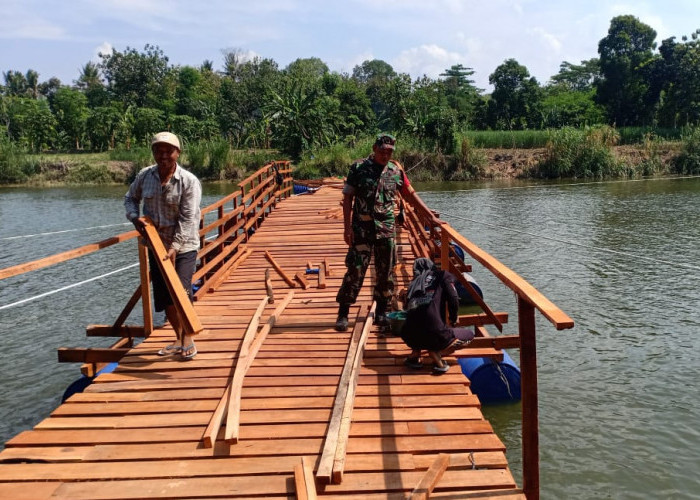 Pemkab Pemalang Bangun Jembatan Apung Penghubung Dua Desa