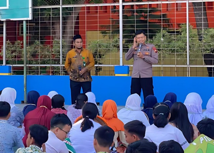 Polisi dan Penyuluh Agama  Bentuk Generasi Muda Kota Tegal Taat Agama dan Hukum ‎