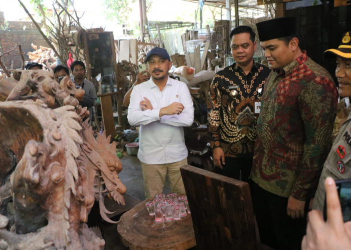 Bukan Menebar Janji Kosong, Wamen Giring Dukung Ukir Jepara Warisan Dunia