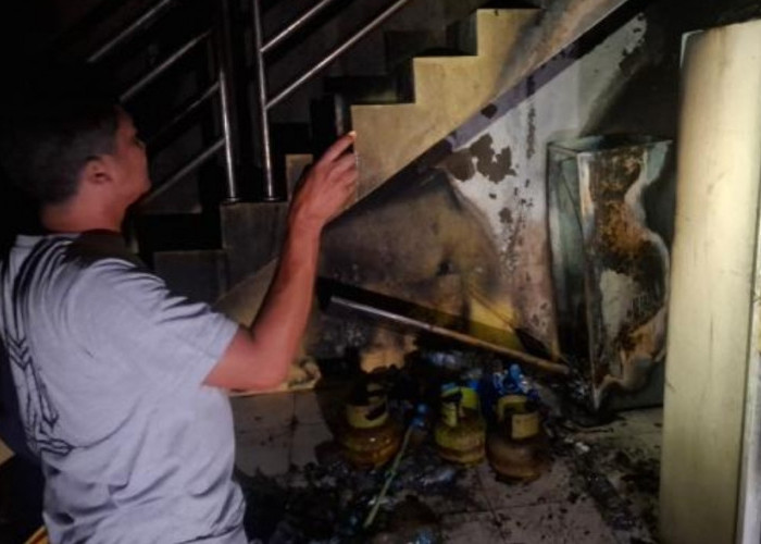 Ruko Dua Lantai Tempat Usaha Bakmi Jowo di Purwodadi Kebakaran, Ini Faktor Penyebabnya