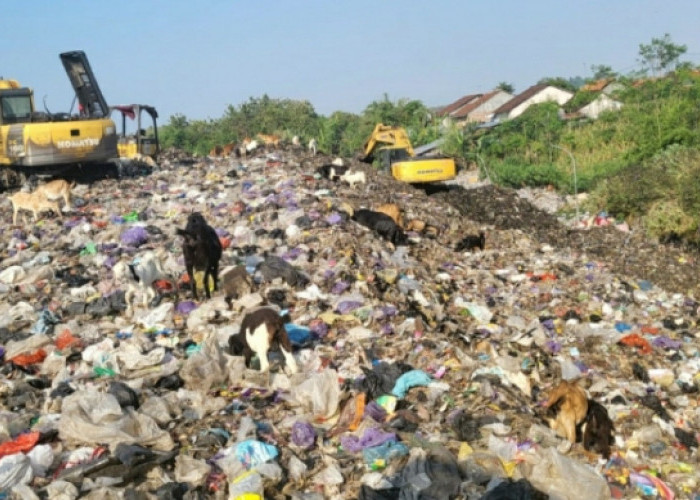 Penumpukan Sampah di Kabupaten Pemalang saat Libur Lebaran Meningkat 