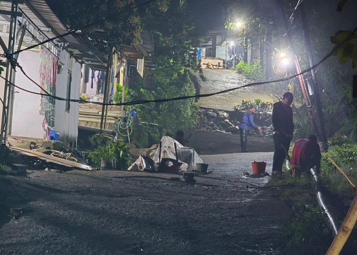 Tanah Gerak Jangli Semarang Meluas 5 Meter, 15 Rumah Terdampak dan Relokasi Mulai Dikaji