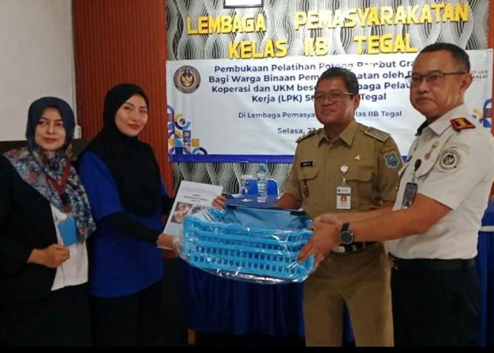 Pelatihan Potong Rambut WBP Lapas Tegal: Bekal Mandiri Pasca-Bebas