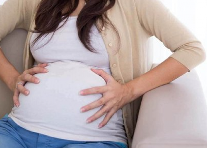 Penyebab dan Cara Mengatasi Kram Perut Saat Hamil Muda, Bisa Lakukan 8 Hal Ini!