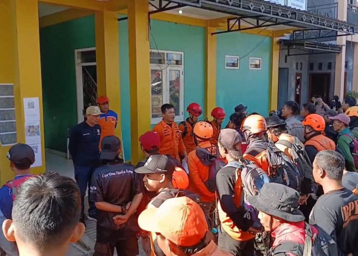 Pencarian Dua Remaja Hilang di Gunung Bismo, 200 Personel Lintas Kabupaten Dikerahkan