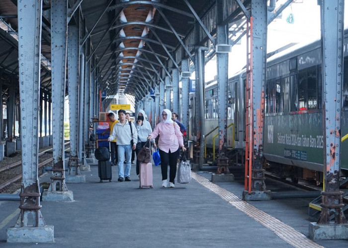 KAI Daop 4 Semarang Berangkatkan 17.131 Penumpang di Hari Pertama Masa Angkutan Nataru