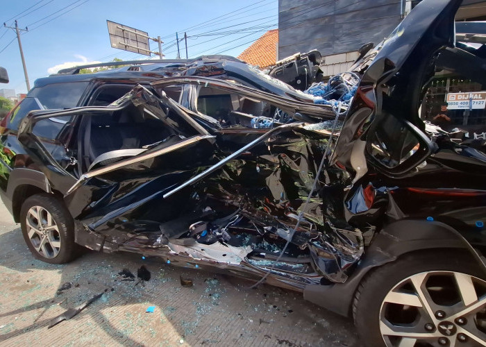 Kecelakaan Karambol di Blandong Pemalang, Libatkan 2 Mobil dan 4 Truk