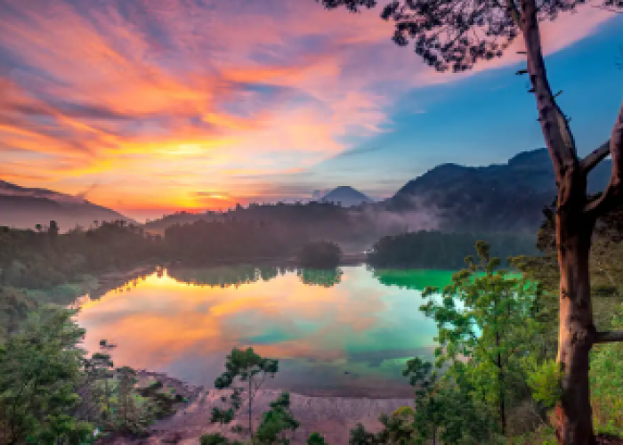 8 Wisata Danau di Jawa Tengah dengan Panorama yang Indah  