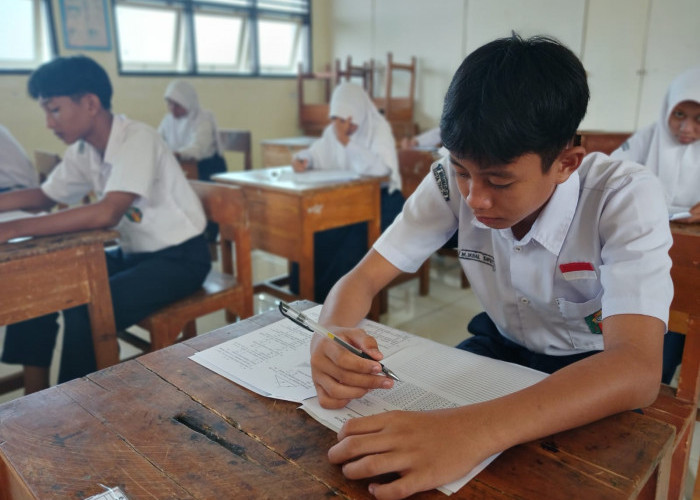 SMP Muhammadiyah 2 Boarding School Kota Tegal Adakan PAT 