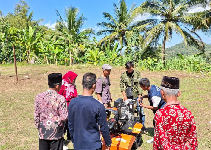 UMNU Kebumen Dorong Transformasi Pertanian Desa, Salurkan Teknologi Tepat Guna bagi Petani Sendangdalem