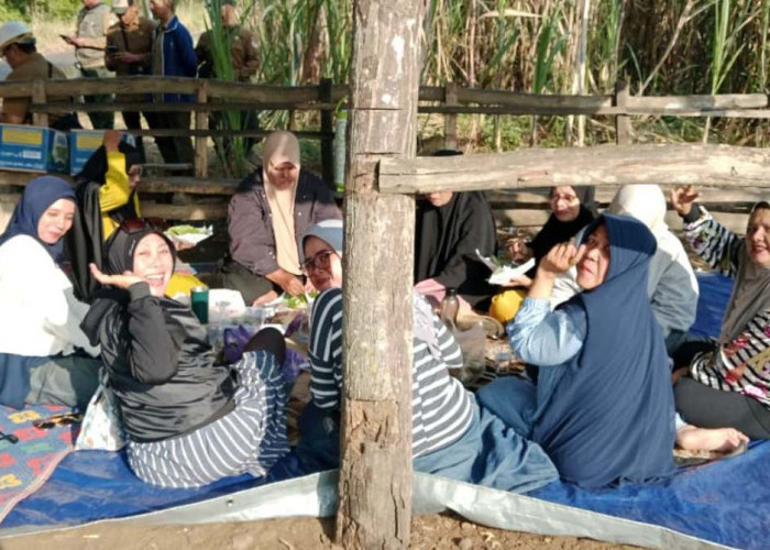 Belajar dari Hutan, Emak-emak Balapulang Tegal Bergerak Jaga Napas Bumi