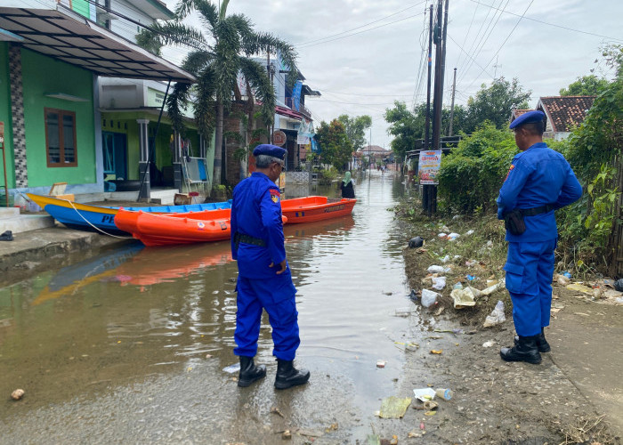 Banjir Setengah Meter Rendam Tiga Desa, Satpolairud Pati Sisir Lokasi Wilayah Bencana